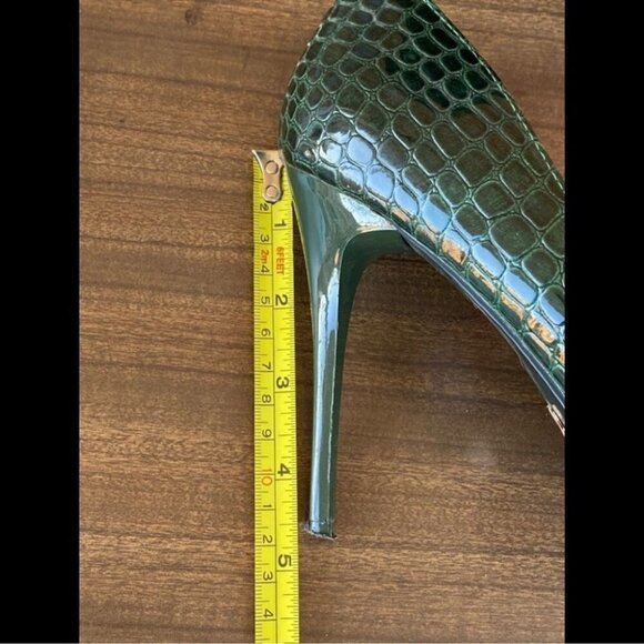 V 1969 green snake heels size 8.5 - Picture 10 of 10